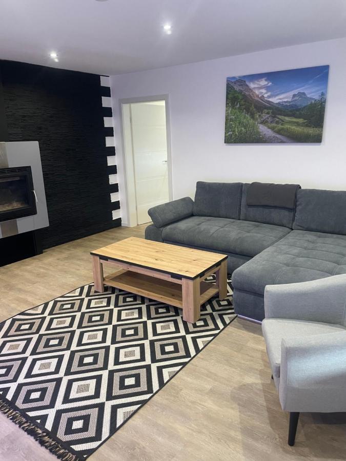 Superbe Appartement Au Rdc Avec Cheminee Villerupt Exterior photo